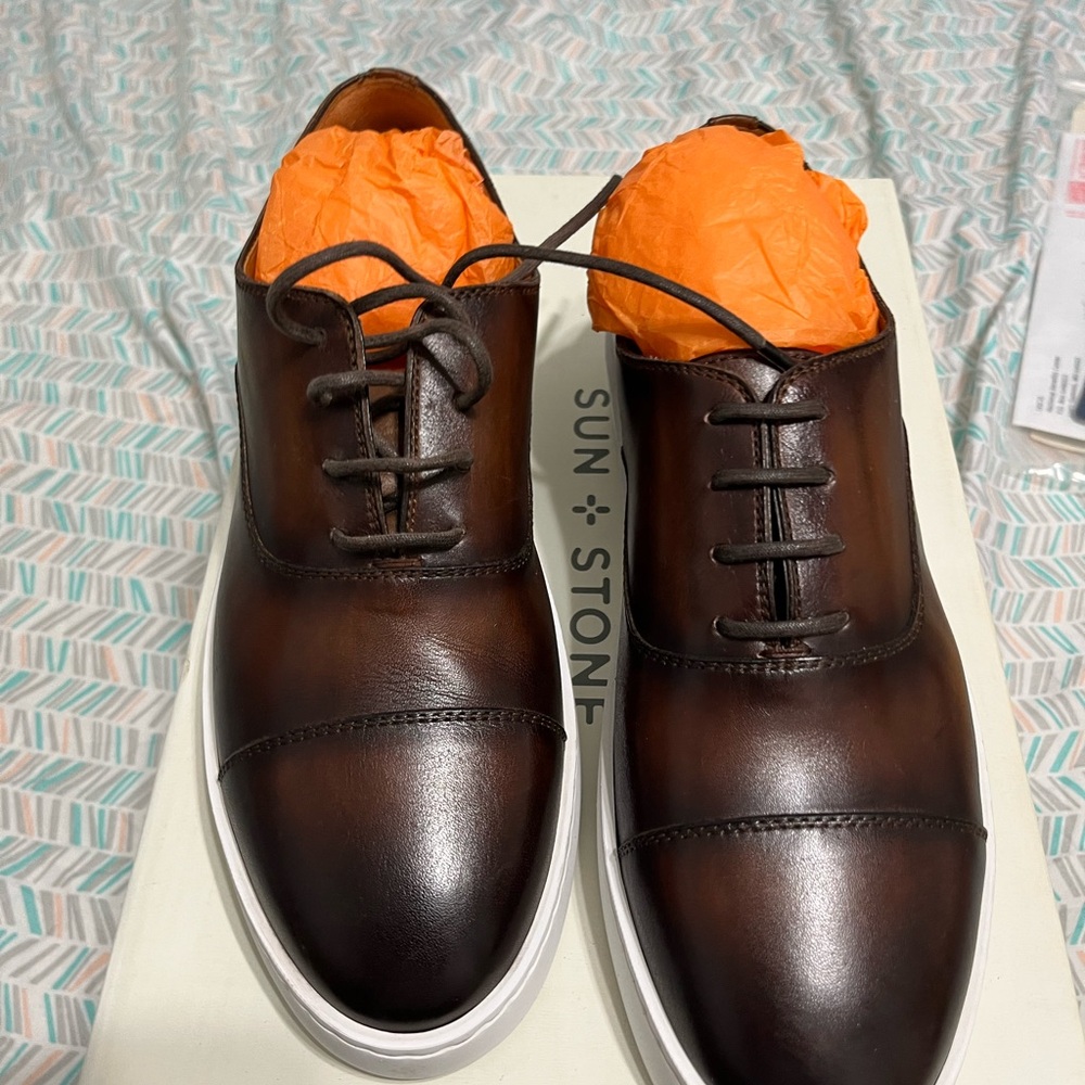 New Magnanni Lasaro Tumbled Brown Hybrid Dress Sneakers 7.5